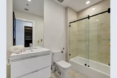 17301 Biscayne Boulevard, North Miami Beach, FL 33160 - Photo 30