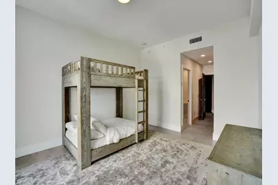 17301 Biscayne Boulevard, North Miami Beach, FL 33160 - Photo 32