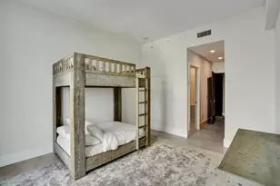 17301 Biscayne Blvd, North Miami Beach, FL 33160 - Photo 32