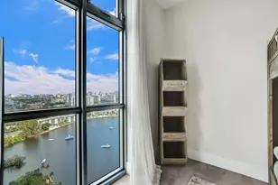 17301 Biscayne Blvd, North Miami Beach, FL 33160 - Photo 36