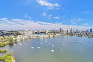 17301 Biscayne Blvd, North Miami Beach, FL 33160 - Photo 52