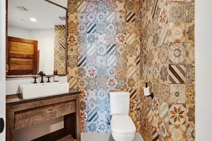 17301 Biscayne Blvd, North Miami Beach, FL 33160 - Photo 4