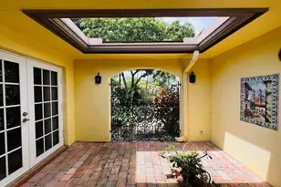 7834 Edgewater Dr, Lake Clarke Shores, FL 33406 - Photo 4