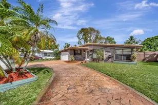 831 NW 39th St, Oakland Park, FL 33309 - Photo 40