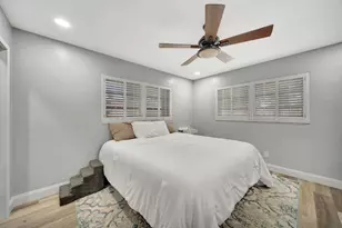 831 NW 39th St, Oakland Park, FL 33309 - Photo 18