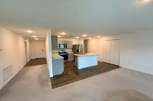 6446 NW Polly Ct, Port Saint Lucie, FL 34983 - Photo 2