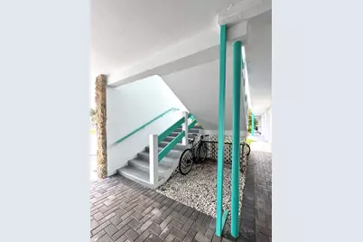 2841 NE 32nd Street #10, Fort Lauderdale, FL 33306 - Photo 2