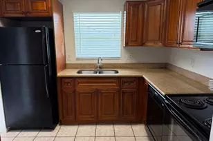 770 Lori Dr, Palm Springs, FL 33461 - Photo 10