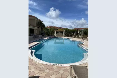1018 Villa Circle, Boynton Beach, FL 33435 - Photo 10