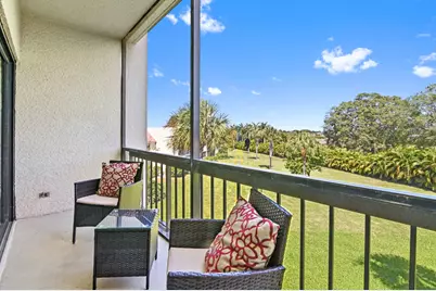 2500 Presidential Way #302, West Palm Beach, FL 33401 - Photo 2