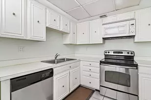 2500 Presidential Way, West Palm Beach, FL 33401 - Photo 6