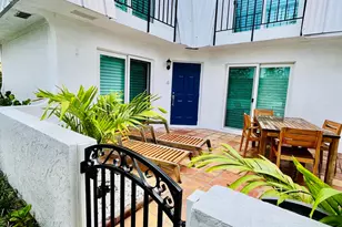 106 Linda Ln, Palm Beach Shores, FL 33404 - Photo 2