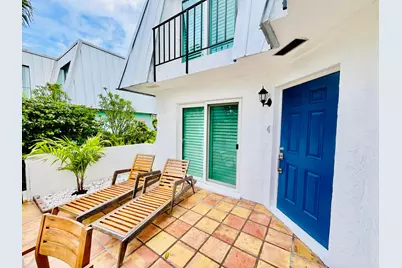 106 Linda Lane #4, Palm Beach Shores, FL 33404 - Photo 4