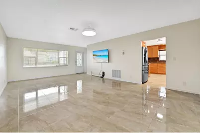 2012 SW 17th Avenue, Boynton Beach, FL 33426 - Photo 2