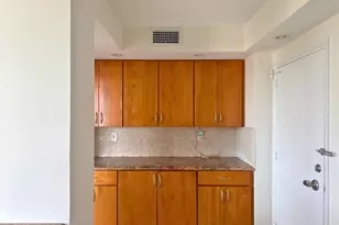 3200 NE 36th Street E, Fort Lauderdale, FL 33308 - Photo 8