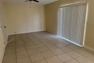 2339 NW 28th St, Oakland Park, FL 33311 - Photo 14