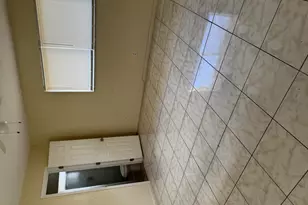 2339 NW 28th St, Oakland Park, FL 33311 - Photo 2