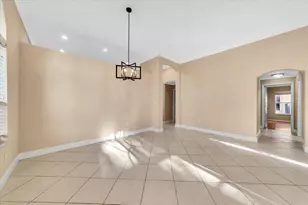 1808 NW 145th Terrace, Pembroke Pines, FL 33028 - Photo 14