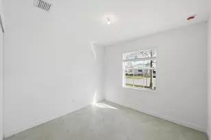 3712 Harborside Ave, Fort Pierce, FL 34946 - Photo 10