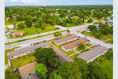 2506 Avenue F #Unit B, Fort Pierce, FL 34947 - Photo 12