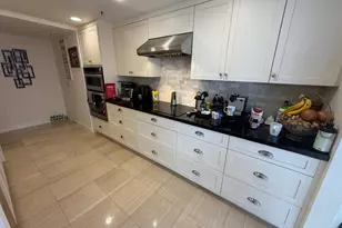 1581 Brickell Ave, Miami, FL 33129 - Photo 10