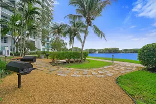 2641 N Flamingo Rd, Plantation, FL 33323 - Photo 10