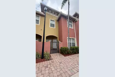 2851 Prospect Road #U, Fort Lauderdale, FL 33309 - Photo 1