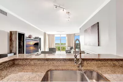 804 E Windward Way #615, Lantana, FL 33462 - Photo 10