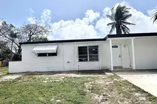 2018 Whitney Rd, West Palm Beach, FL 33409 - Photo 10
