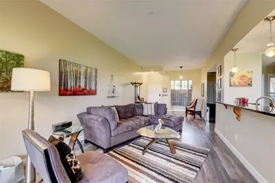 7448 La Paz Boulevard #104, Boca Raton, FL 33433 - Photo 10