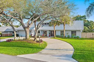 8422 SE Quail Ridge Way, Hobe Sound, FL 33455 - Photo 2