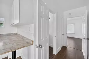 1909 Monroe St, Hollywood, FL 33020 - Photo 18