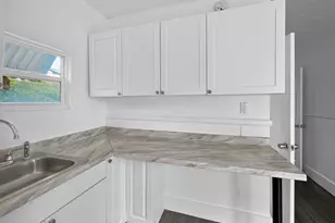 1909 Monroe St, Hollywood, FL 33020 - Photo 2