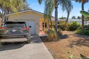 922 S Palmway, Lake Worth Beach, FL 33460 - Photo 4