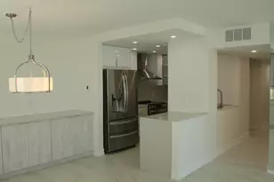 340 Sunset Dr, Fort Lauderdale, FL 33301 - Photo 1