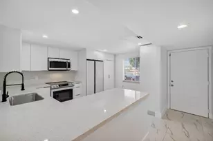 14375 Strathmore Ln, Delray Beach, FL 33446 - Photo 2