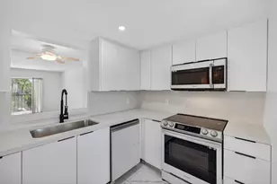 14375 Strathmore Ln, Delray Beach, FL 33446 - Photo 4