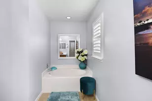 2141 SE Wald St, Port Saint Lucie, FL 34984 - Photo 18