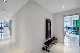 17301 Biscayne Blvd, North Miami Beach, FL 33160 - Photo 36