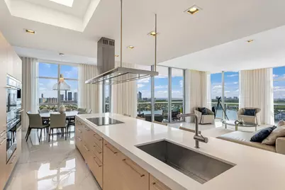 17301 Biscayne Boulevard #Ph-7, North Miami Beach, FL 33160 - Photo 12