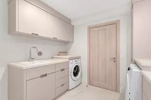 17301 Biscayne Blvd, North Miami Beach, FL 33160 - Photo 38