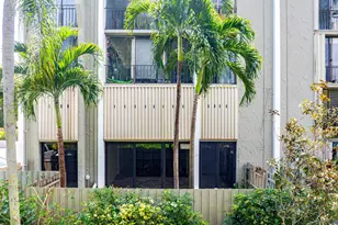 501 SW 11th Pl, Boca Raton, FL 33432 - Photo 14