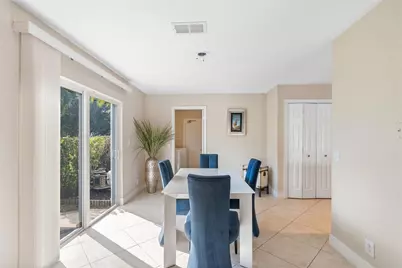 2445 Lakes Drive, Deerfield Beach, FL 33442 - Photo 14