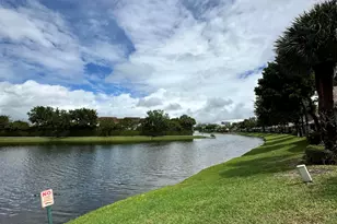 661 Corte Madera Ln, West Palm Beach, FL 33401 - Photo 30