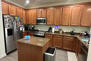 661 Corte Madera Ln, West Palm Beach, FL 33401 - Photo 4