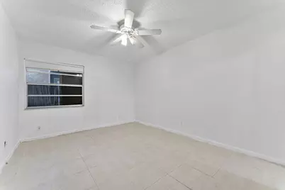 877 Flanders S, Delray Beach, FL 33484 - Photo 22