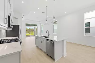 140 SE Via Tirso, Port Saint Lucie, FL 34952 - Photo 2