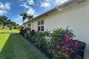 4585 NW 3rd St, Delray Beach, FL 33445 - Photo 4