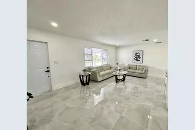 811 SW 18th Court, Boynton Beach, FL 33426 - Photo 6