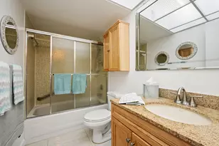 9330 Sunrise Lakes Blvd, Sunrise, FL 33322 - Photo 16